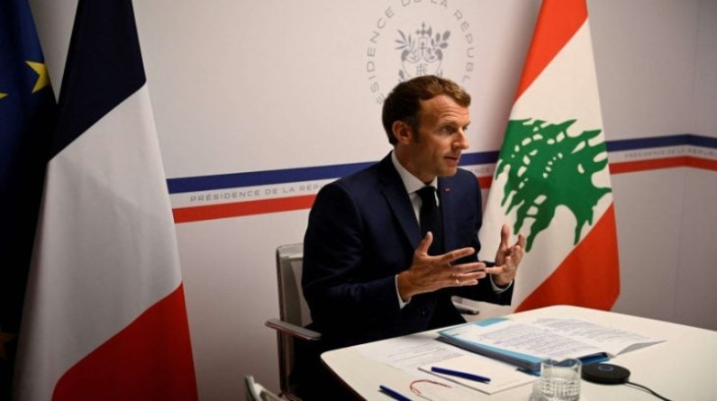 ماكرون يدعو إلى “إزاحة” القادة اللبنانيين الذين يعرقلون الإصلاحات